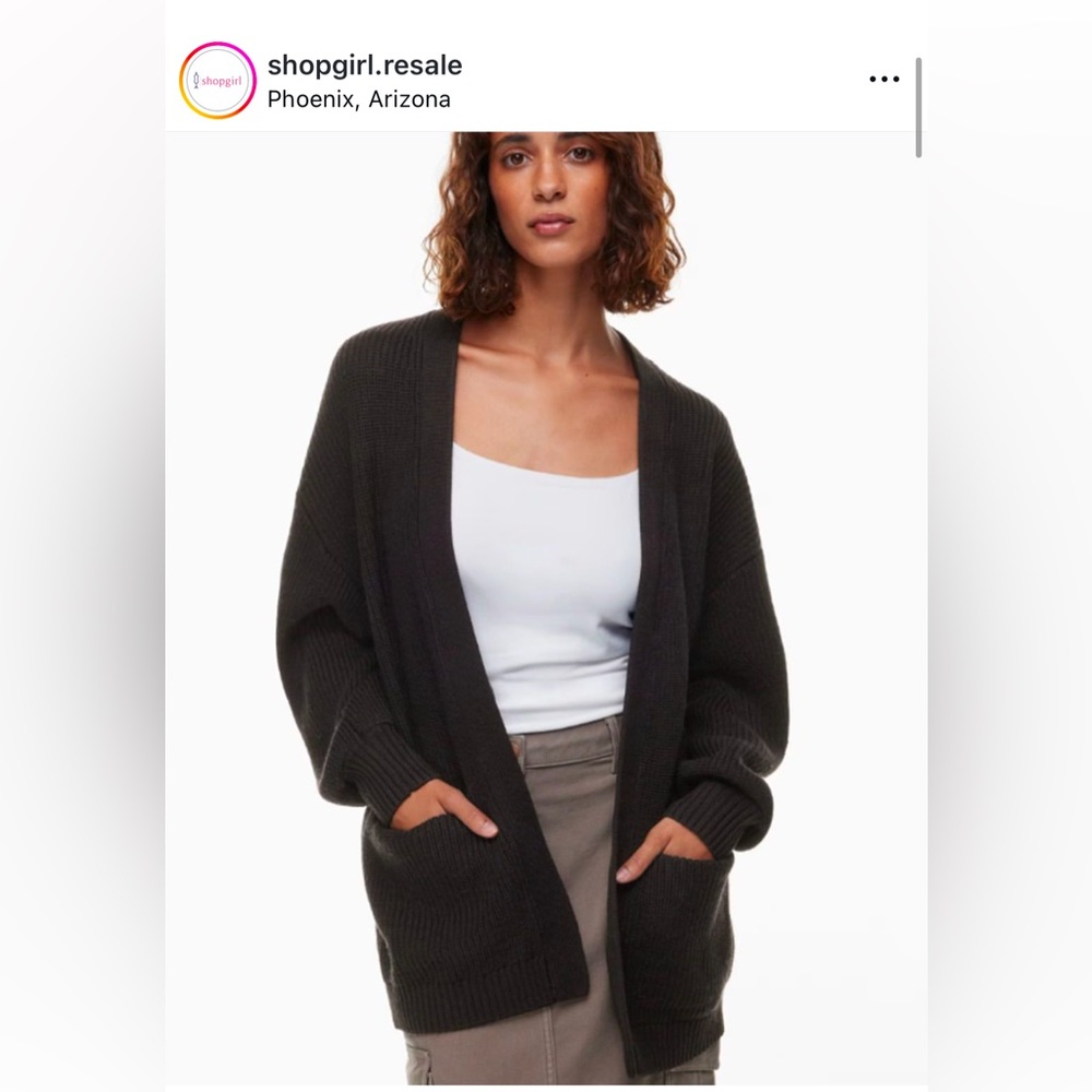 Aritzia Wilfred Free Unwind crop Black‎ Wool Cardigan